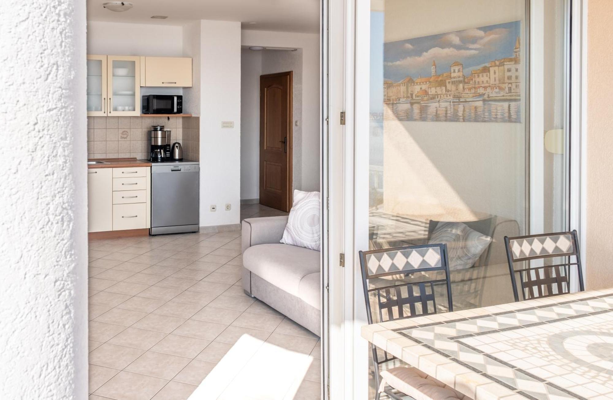 Apartments More トロギール 部屋 写真