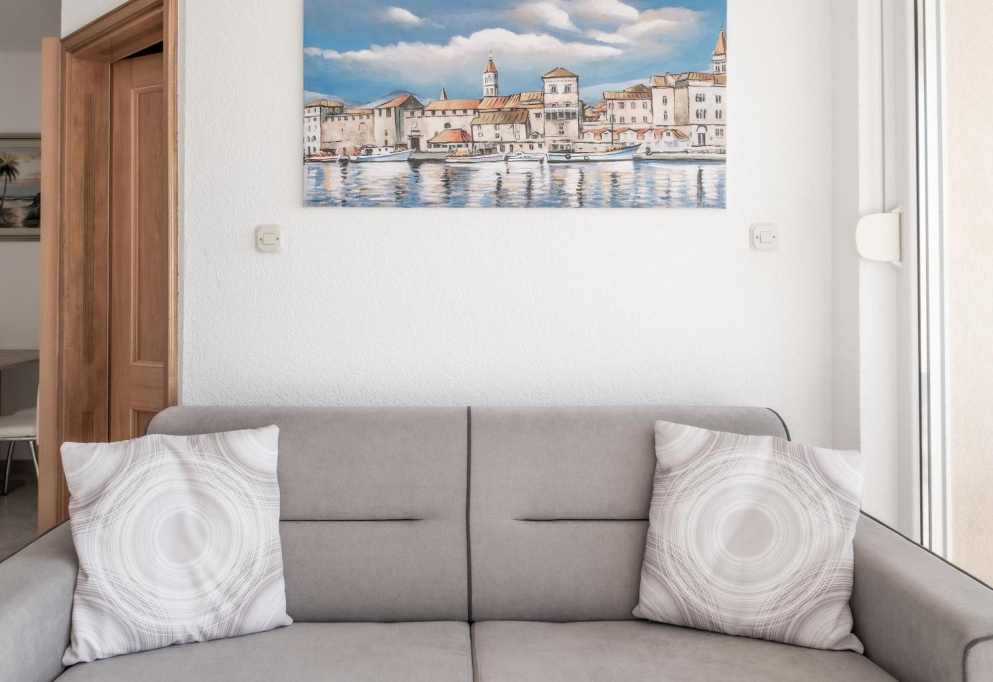 Apartments More トロギール 部屋 写真